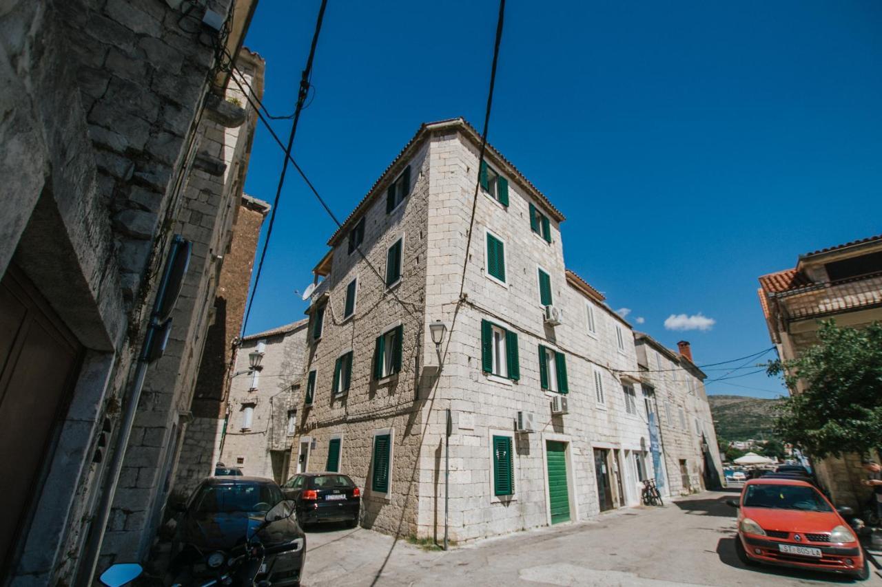 Apartments Ivana Trogir Exteriör bild